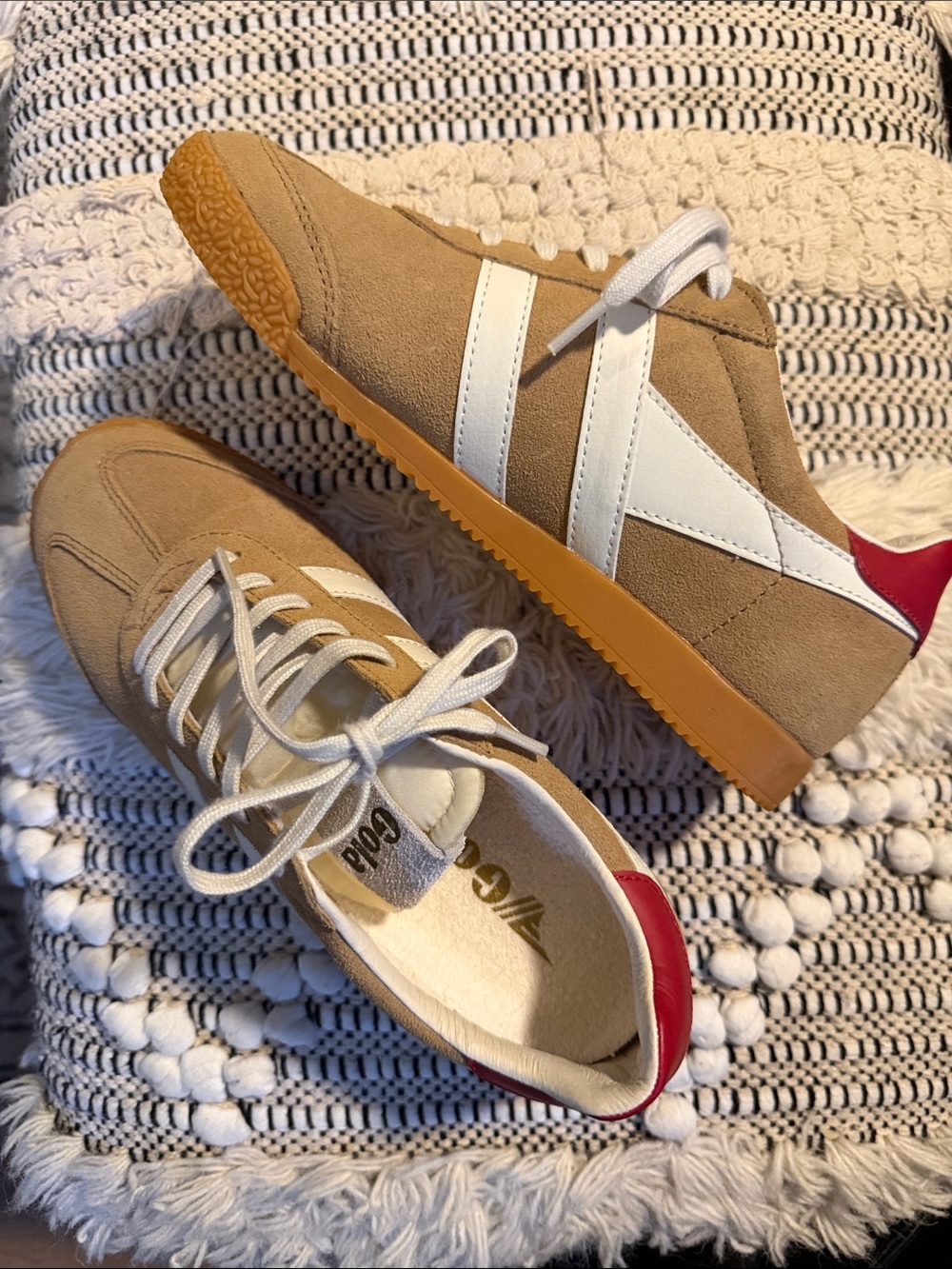 Gola Beige Suede Sneakers with White Stripes and Red accent never worn